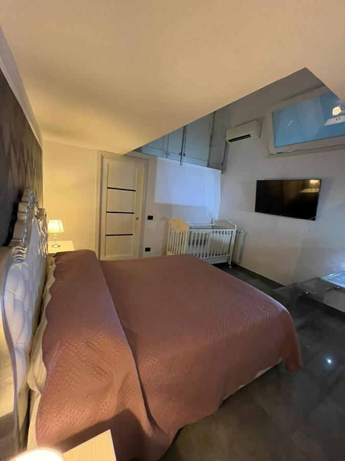Core&Core2 Apartment Napoli Bagian luar foto