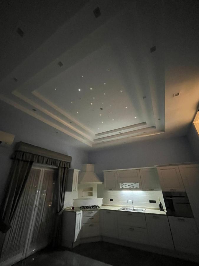 Core&Core2 Apartment Napoli Bagian luar foto