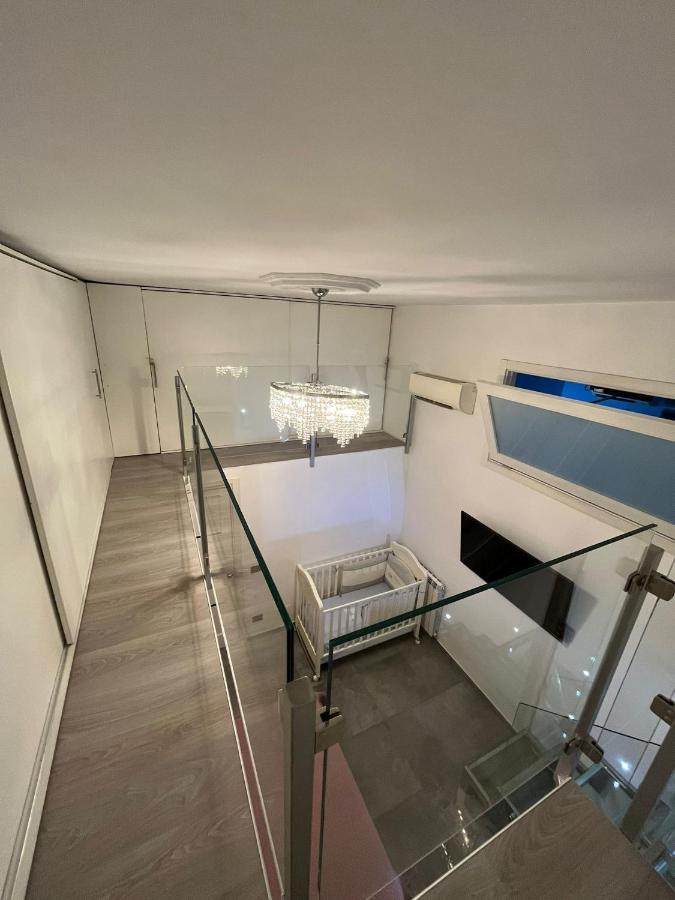 Core&Core2 Apartment Napoli Bagian luar foto