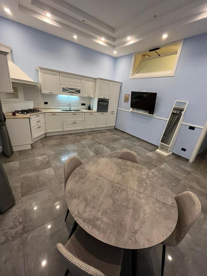 Core&Core2 Apartment Napoli Bagian luar foto